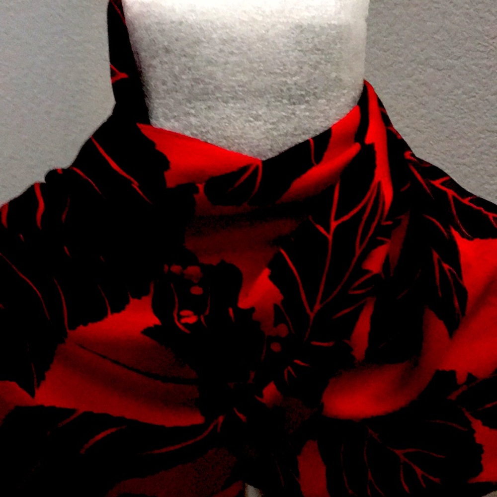 Holiday ornament women’s scarf.